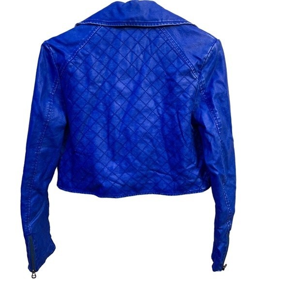 TCEC Royal Blue Faux Leather cropped Jacket. Size Medium. - Picture 3 of 8